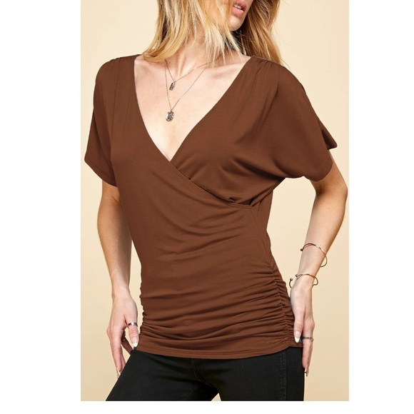 Made By Johnny Brown Wrap V-Neck Top Ruched Sides Dolman Sleeves Size Medium - Picture 11 of 11